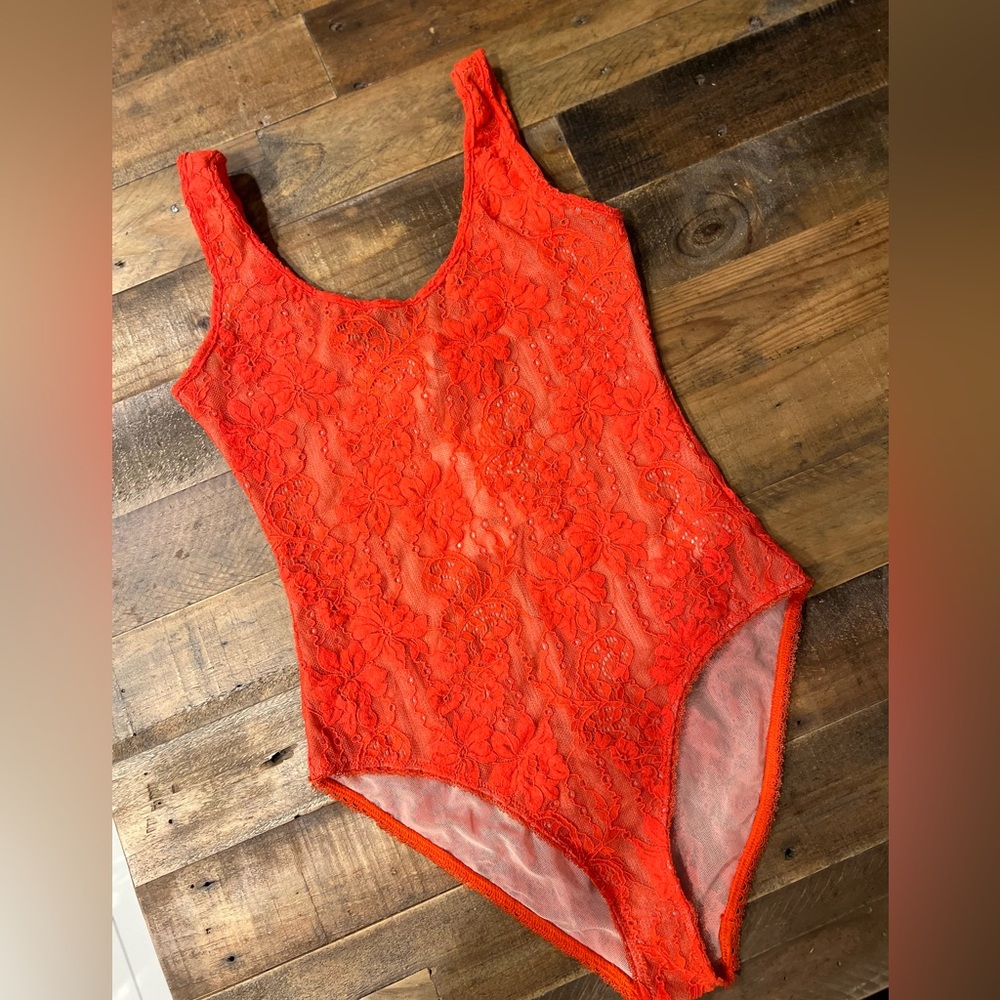 NWT✨Zimmermann Lace Scoop Bodysuit - Size AU1 | US6